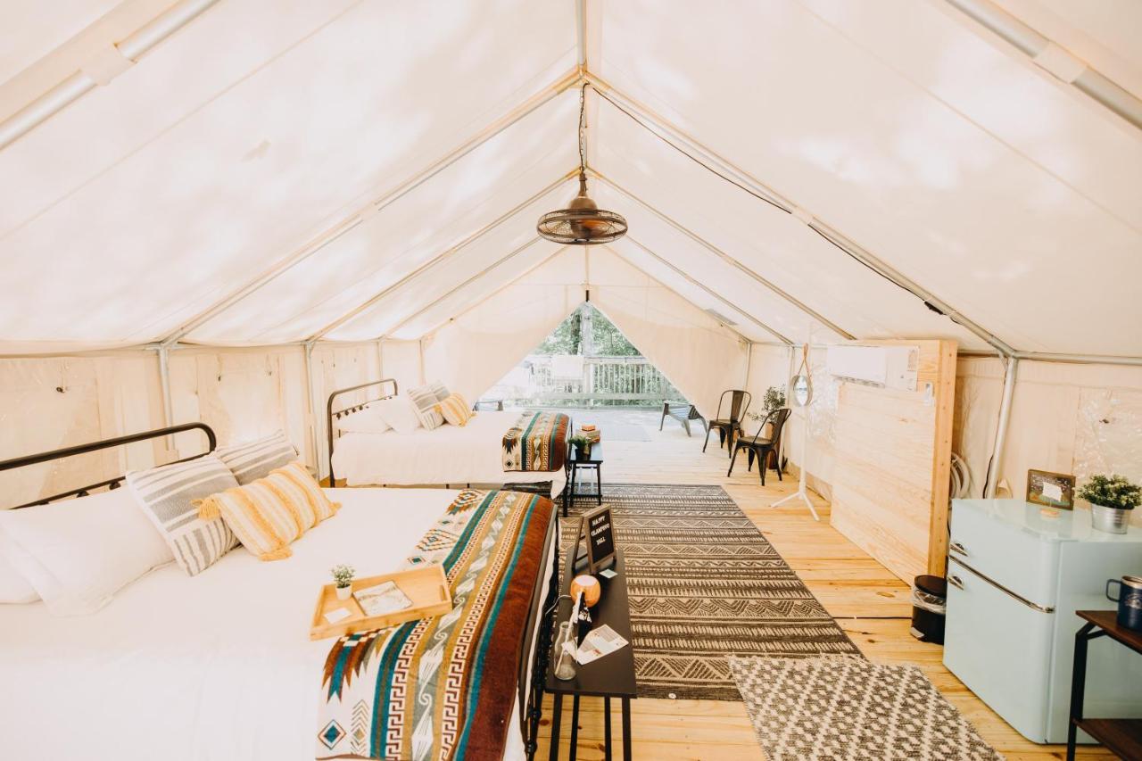 Timberline Glamping At Amicalola Falls Luxury tent Dawsonville